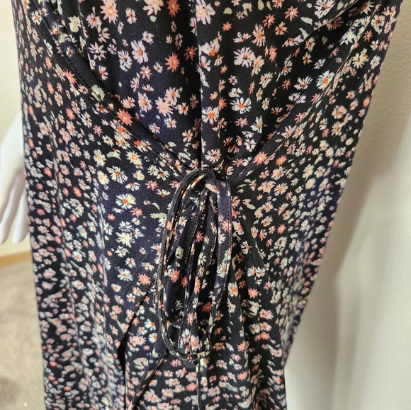 Black floral Stitch and Pine dress size large‎ - Picture 3 of 12